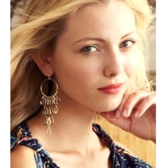 Stella & Dot | Exotically Gorgeous WHITE GOLD Vintage Retired Tigress Ea… - Picture 7 of 11